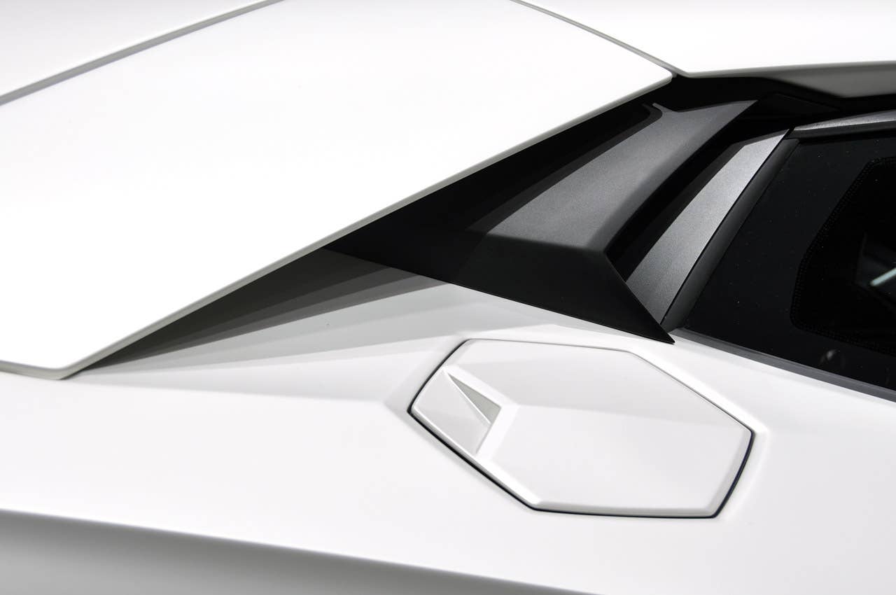Lamborghini Aventador LP700-4