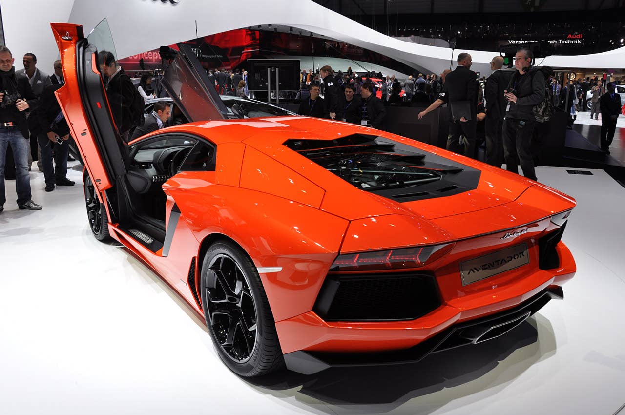 Lamborghini Aventador LP700-4