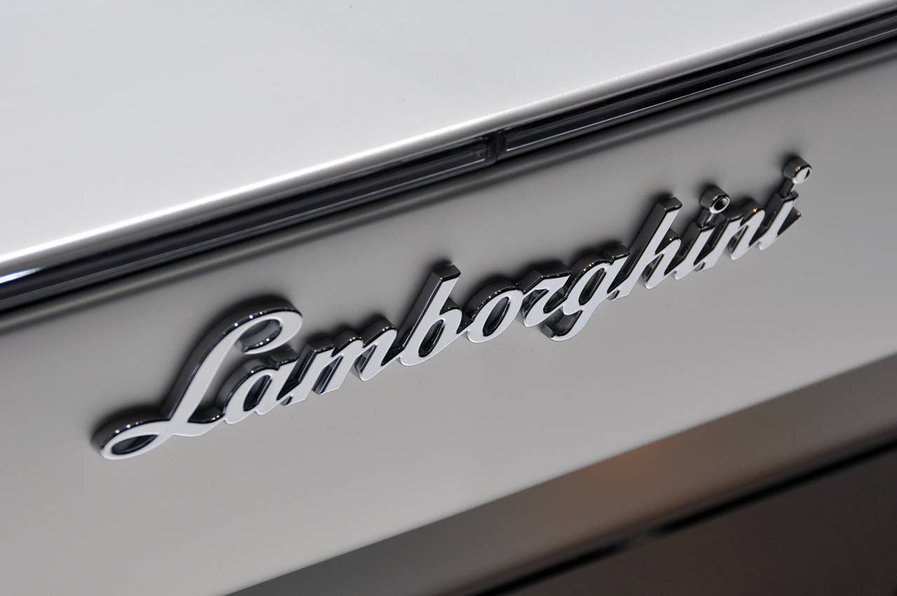 Lamborghini Aventador LP700-4