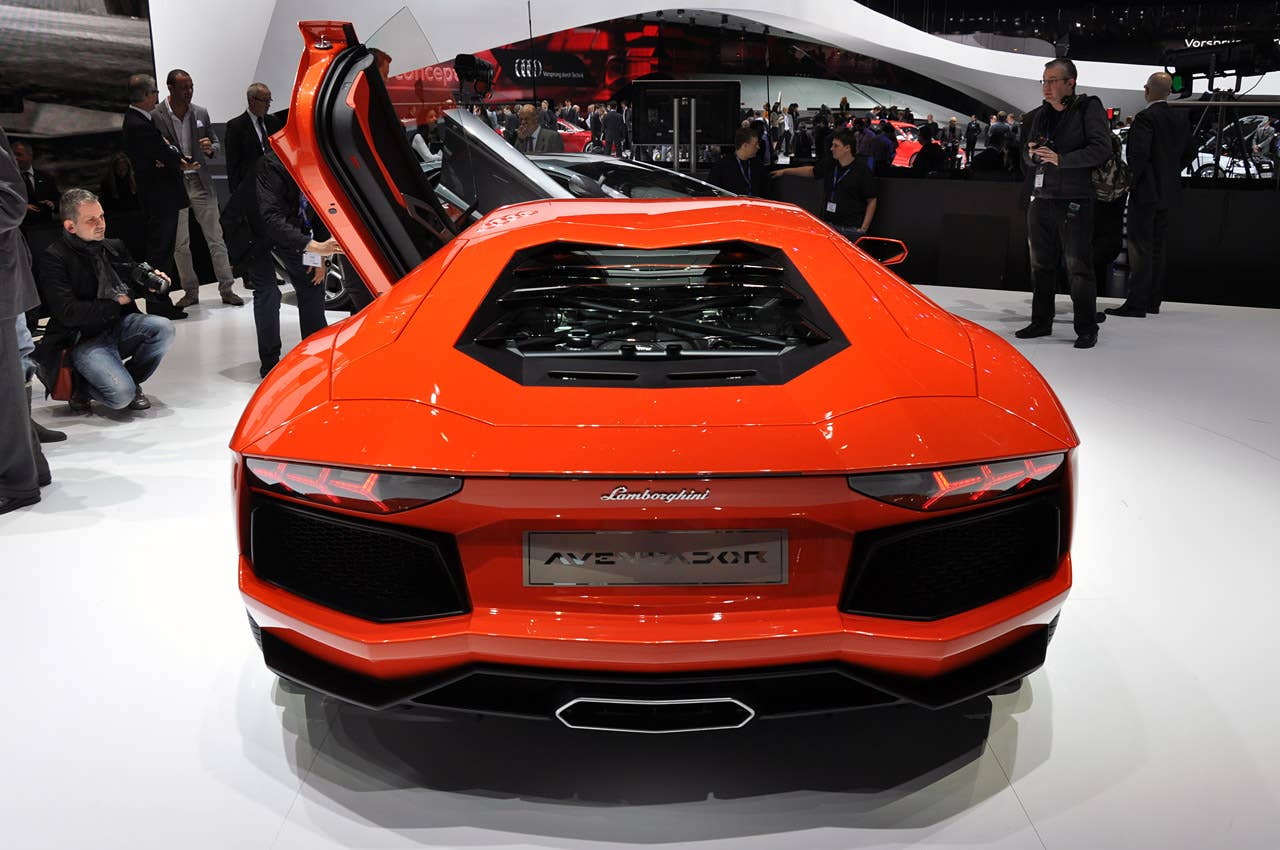 Lamborghini Aventador LP700-4