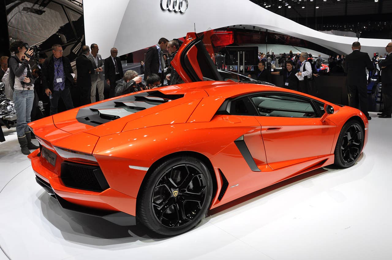 Lamborghini Aventador LP700-4