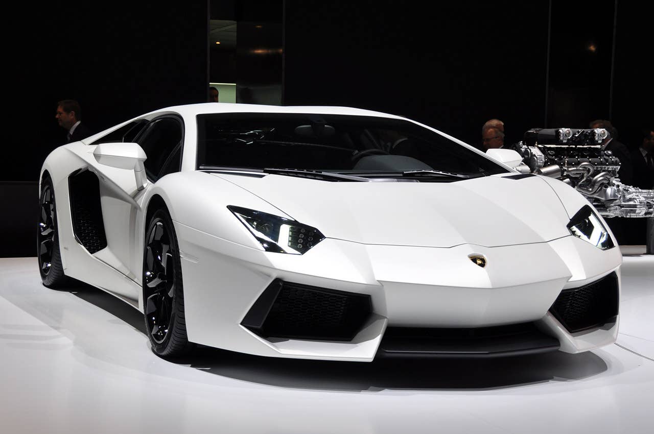 Lamborghini Aventador LP700-4