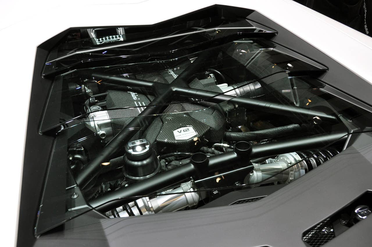 Lamborghini Aventador LP700-4