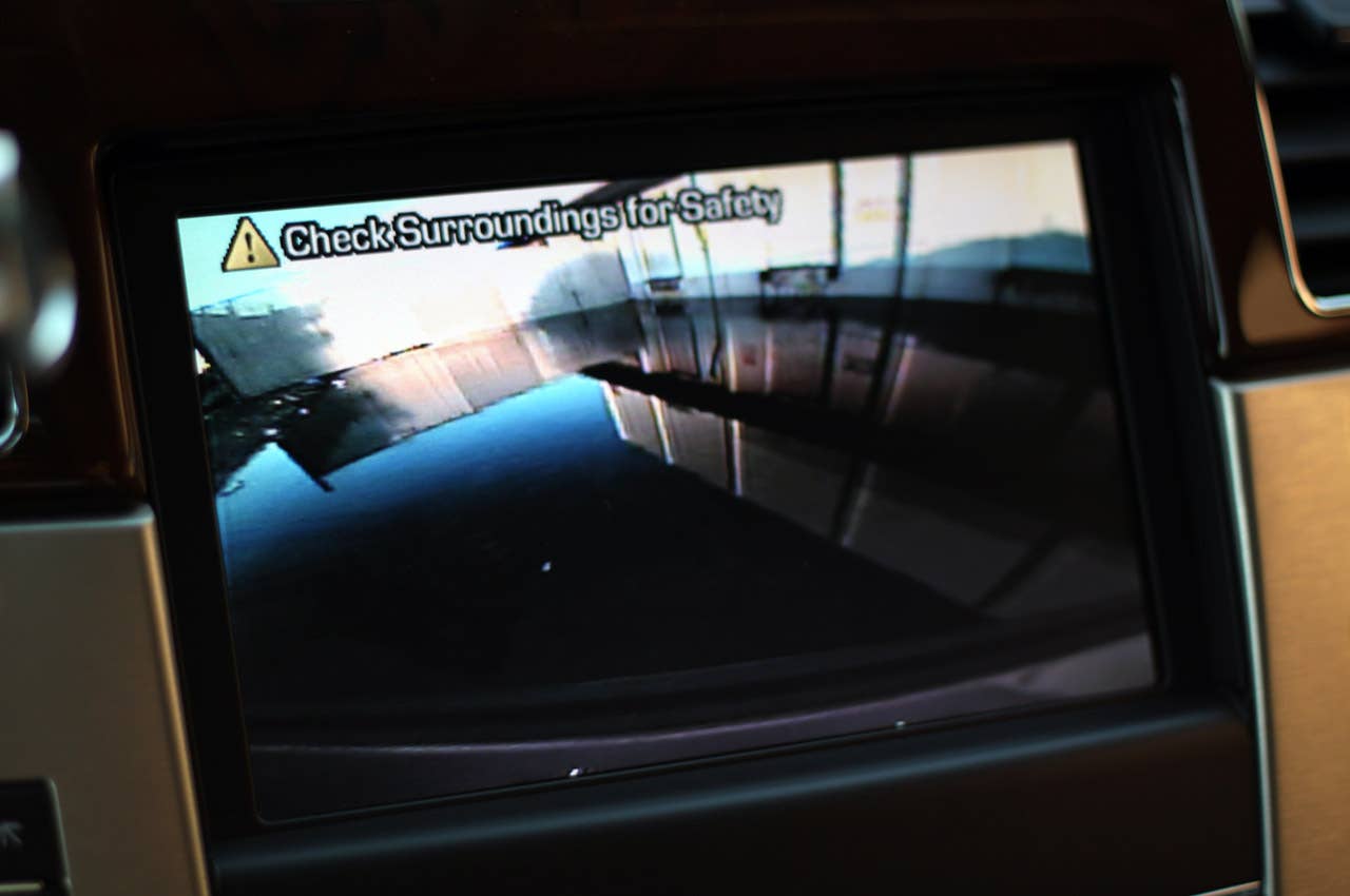 2011 Cadillac Escalade Hybrid Platinum backup camera
