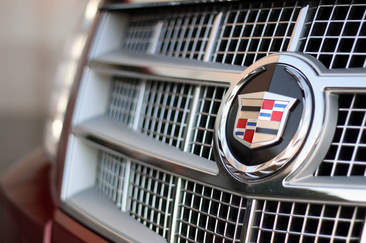 2011 Cadillac Escalade Hybrid Platinum grille
