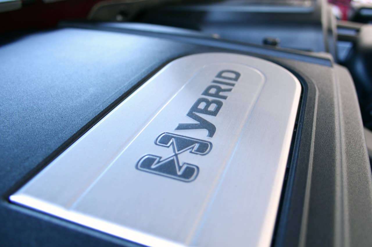 2011 Cadillac Escalade Hybrid Platinum engine