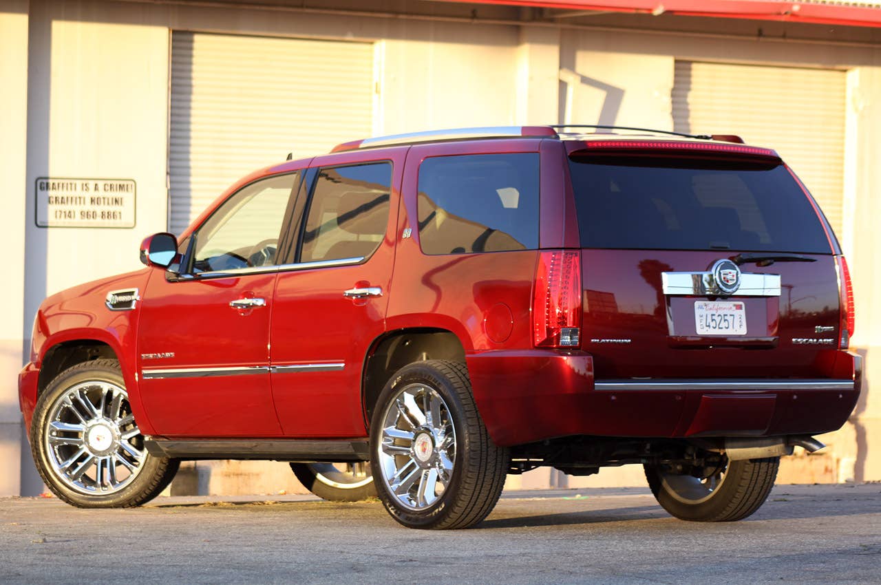 2011 Cadillac Escalade Hybrid Platinum rear 3/4 view