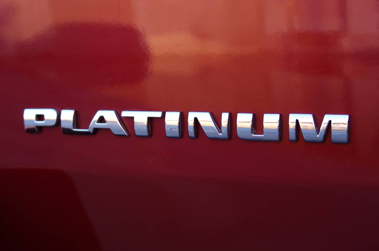 2011 Cadillac Escalade Hybrid Platinum badge