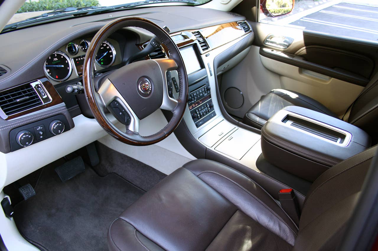 2011 Cadillac Escalade Hybrid Platinum interior
