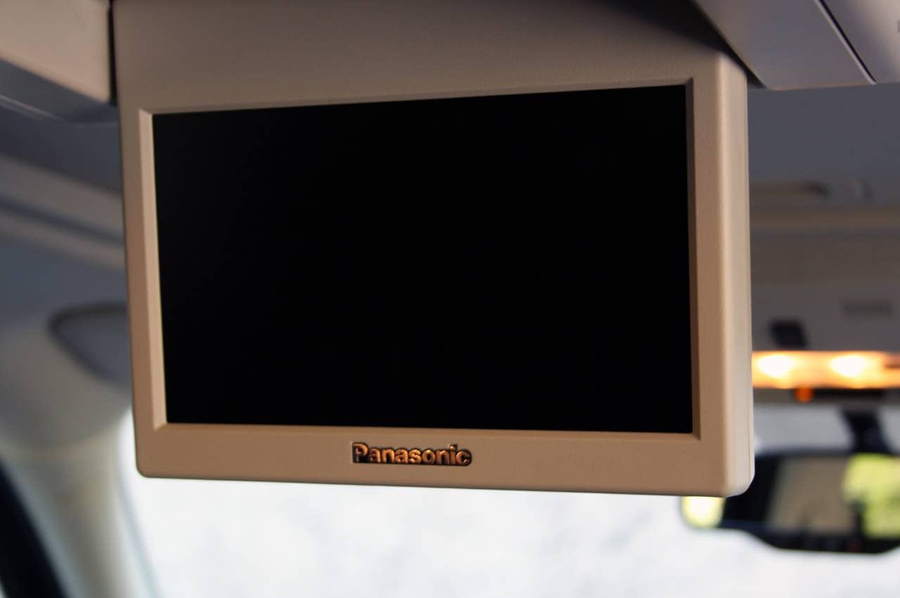 2011 Cadillac Escalade Hybrid Platinum rear seat television screen