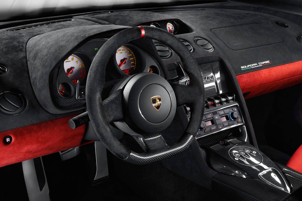 2014-Lamborghini-Gallardo-LP-570-4-Squadra-Corse