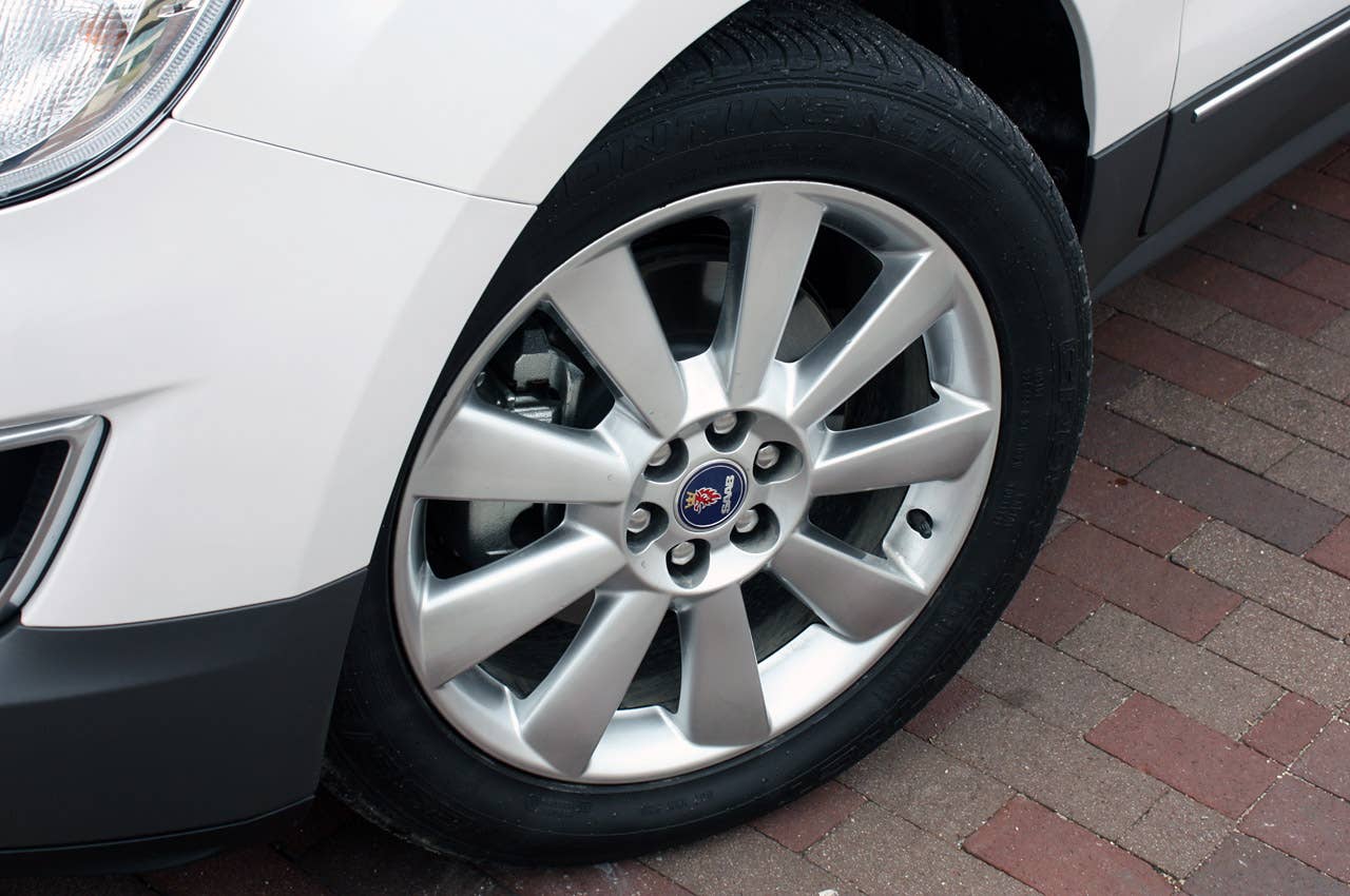 2011 Saab 9-4X wheel