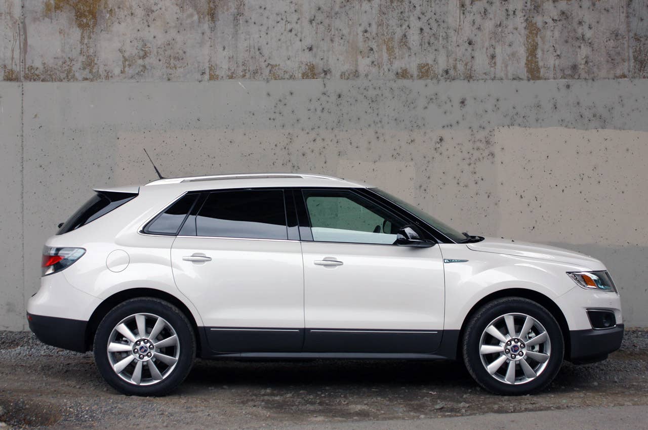2011 Saab 9-4X side view