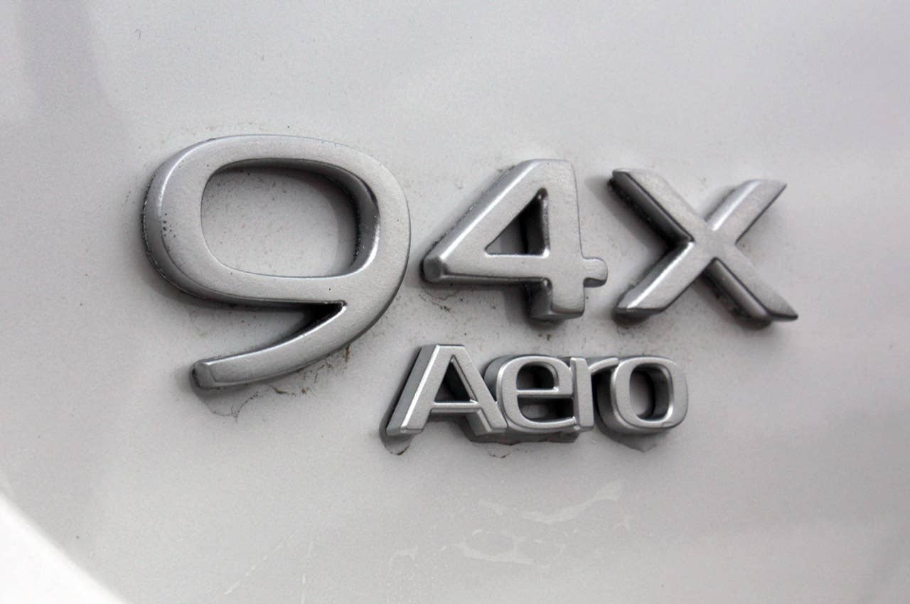 2011 Saab 9-4X badge