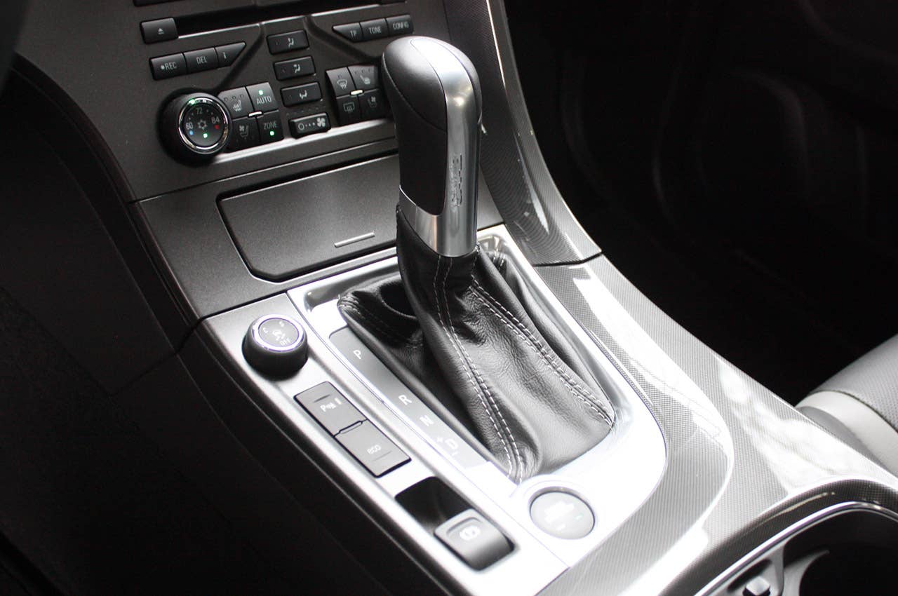 2011 Saab 9-4X shifter