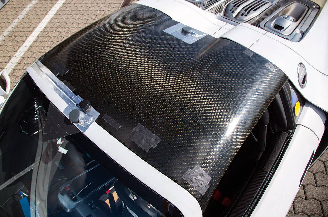 2014 Porsche 918 Spyder roof