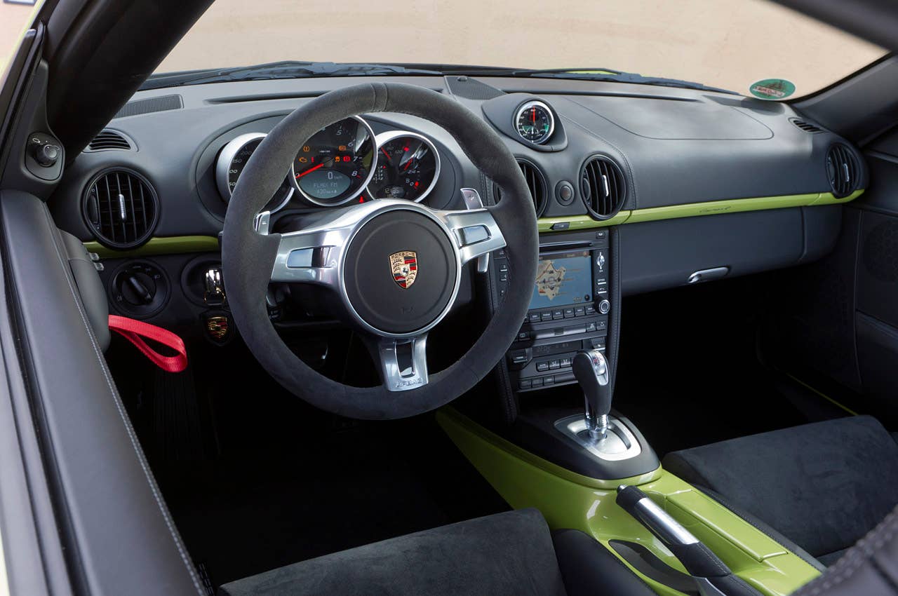 2011 Porsche Cayman R interior