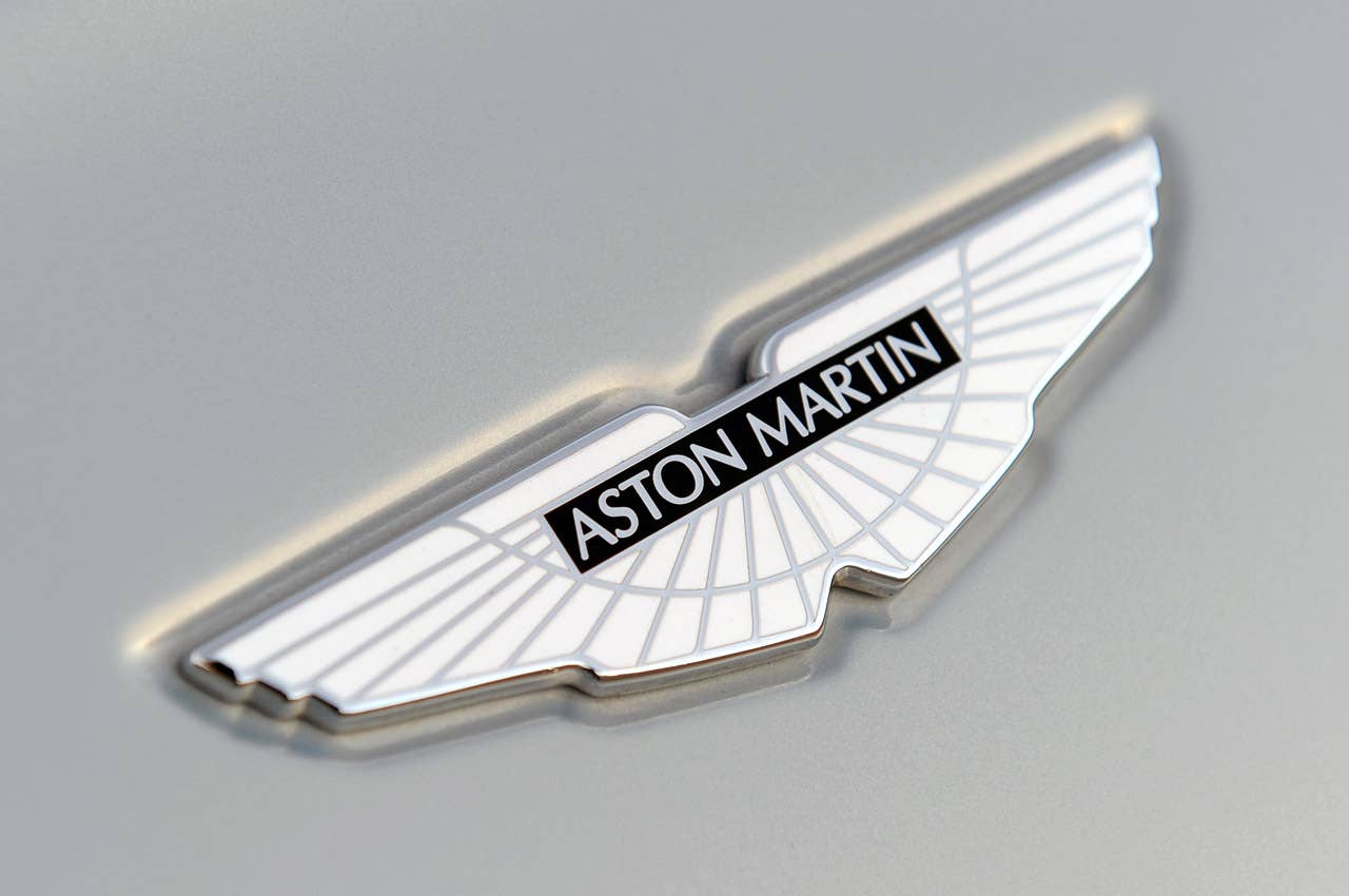 2011 Aston Martin V12 Vantage badge