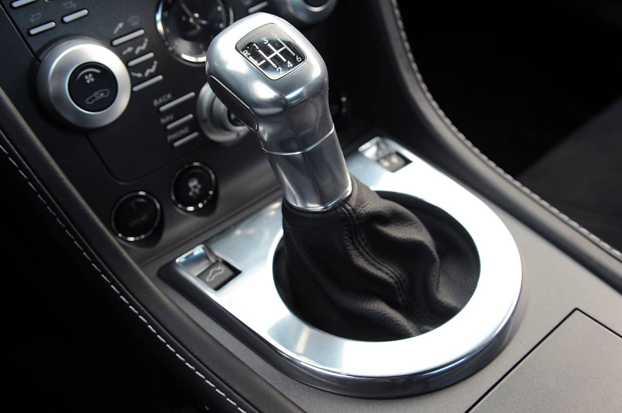 2011 Aston Martin V12 Vantage shifter