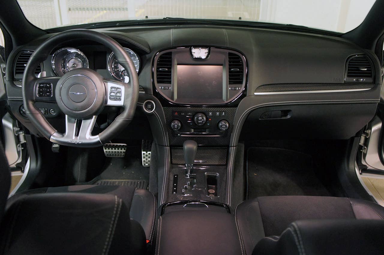 2012 Chrysler 300 SRT8 interior