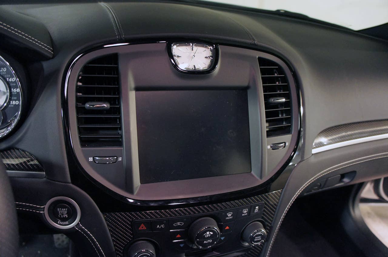2012 Chrysler 300 SRT8 instrument panel