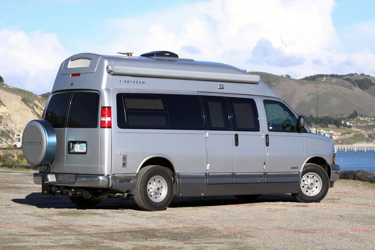 2011 Airstream Avenue rear 3/4 view