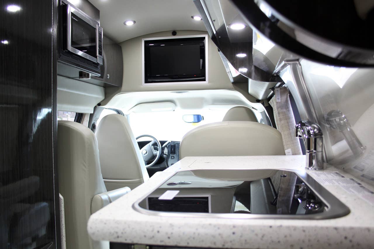 2011 Airstream Avenue interior