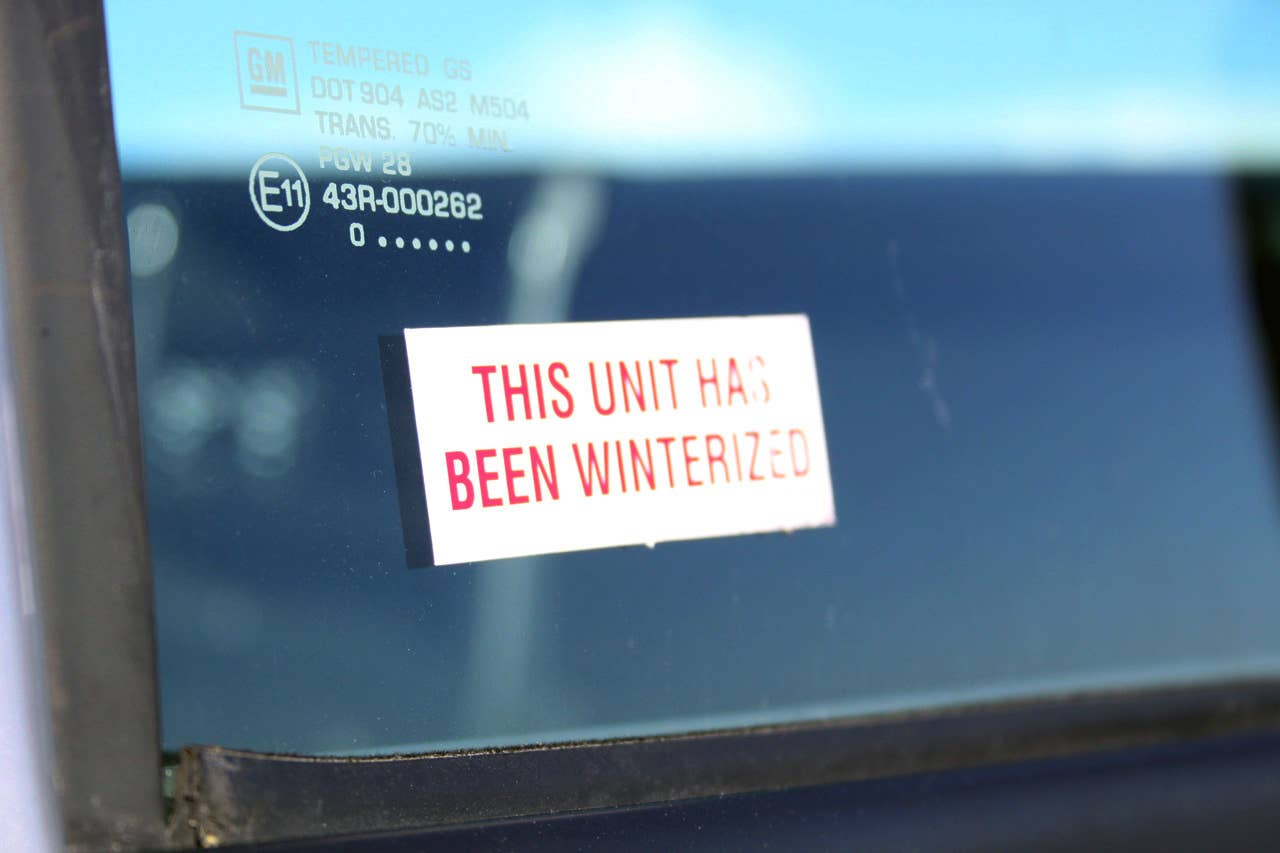 2011 Airstream Avenue badge