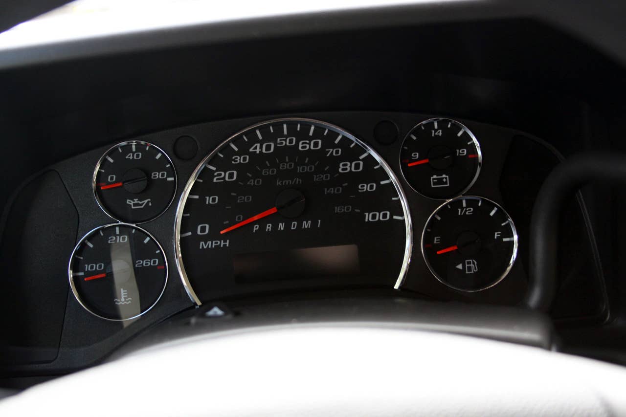 2011 Airstream Avenue gauges