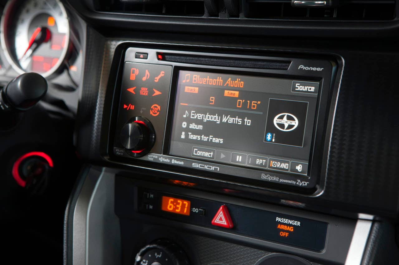 2013 Scion FR-S audio system display