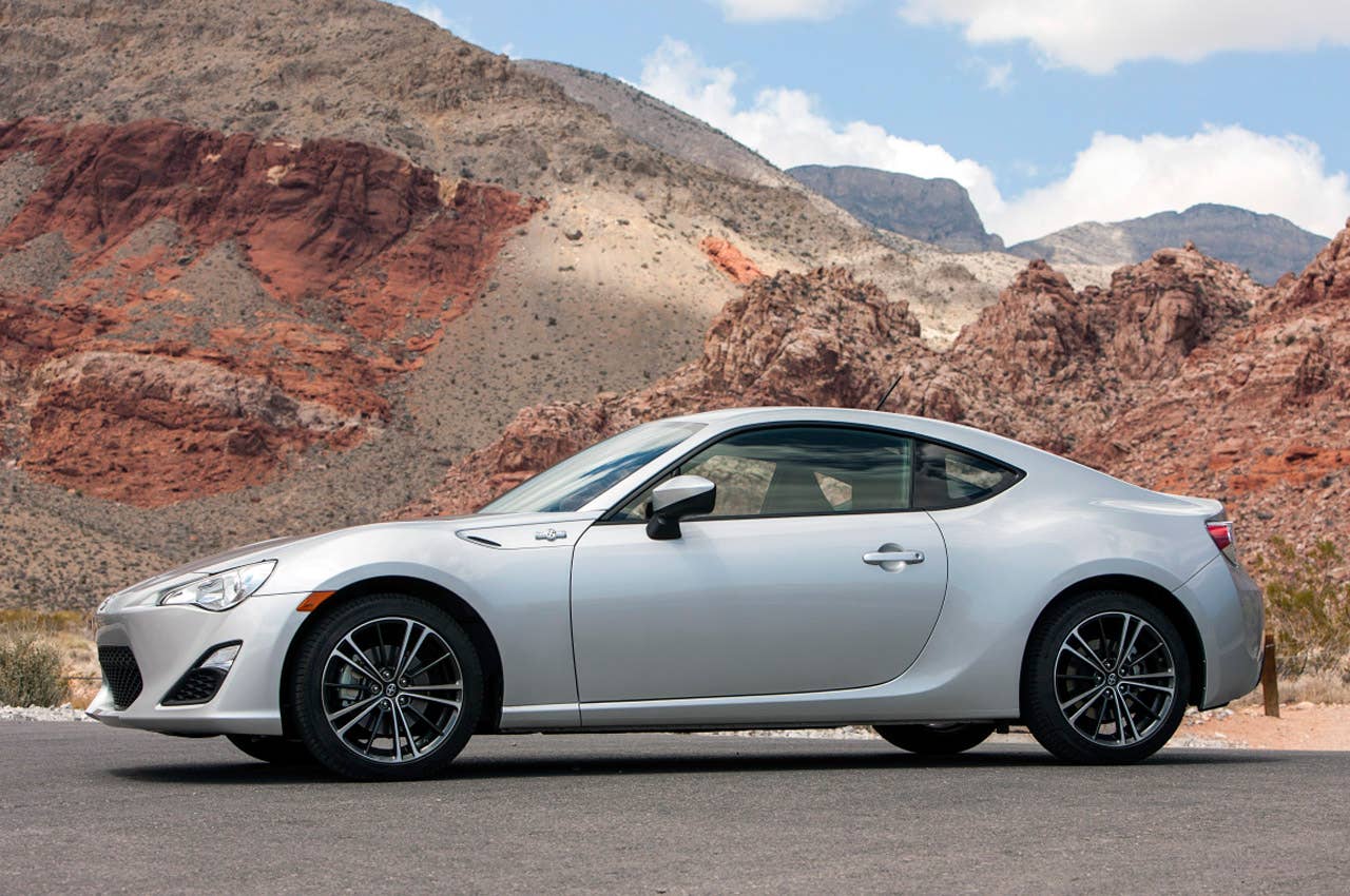 2013 Scion FR-S front 3/4 view