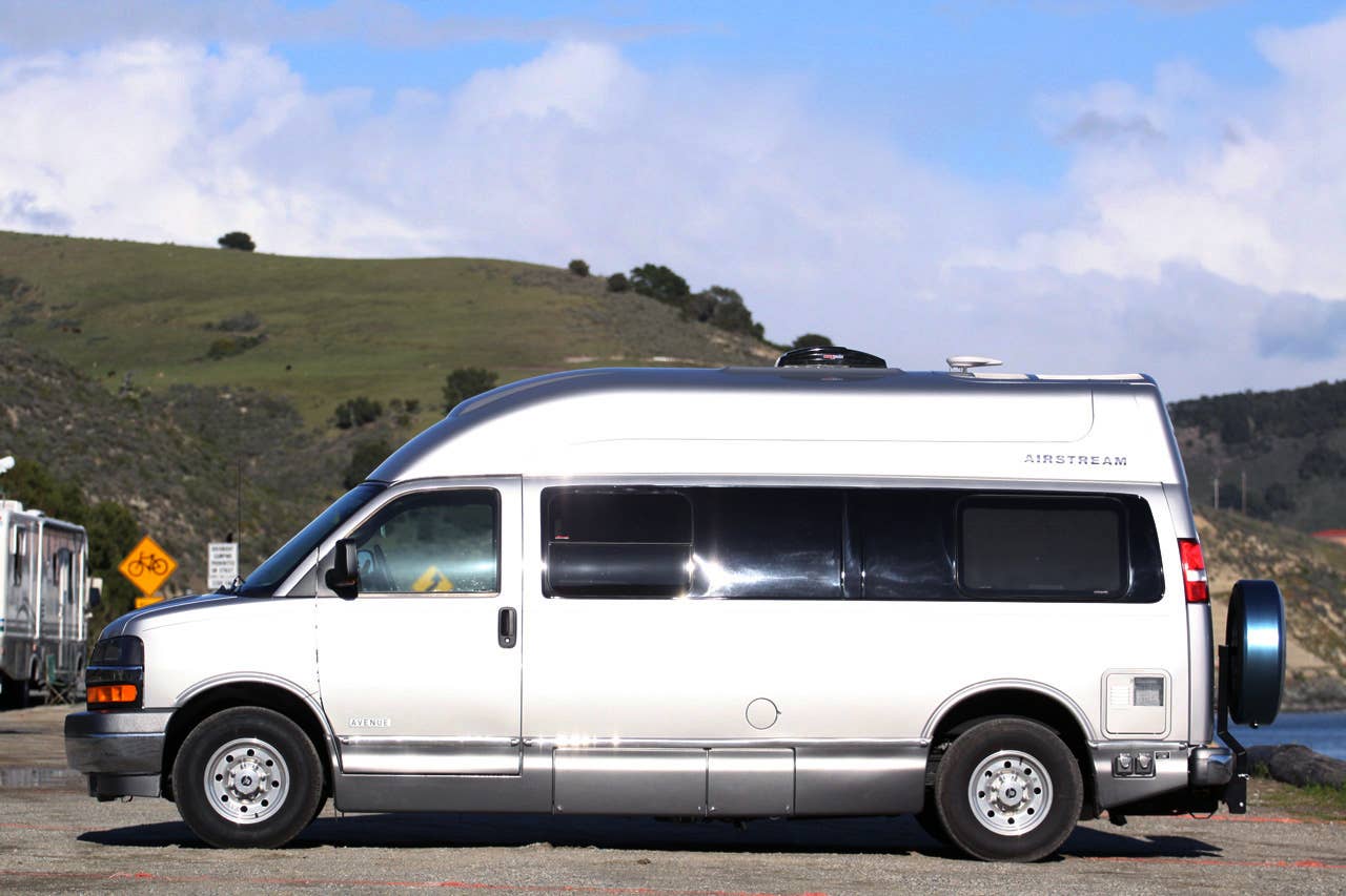 2011 Airstream Avenue side view