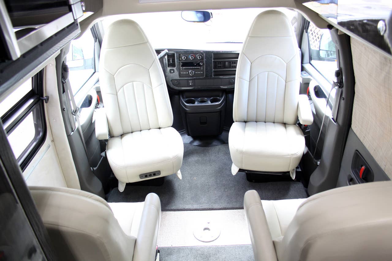 2011 Airstream Avenue rear seats
