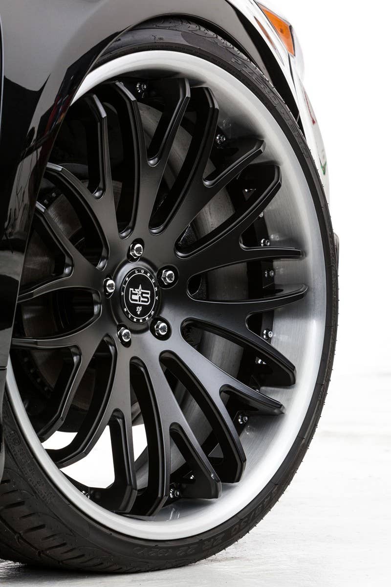 2013 DUB Avalon
