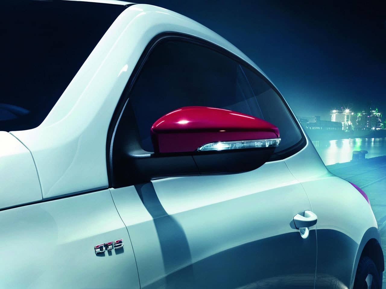 Volkswagen Scirocco GTS side mirrors