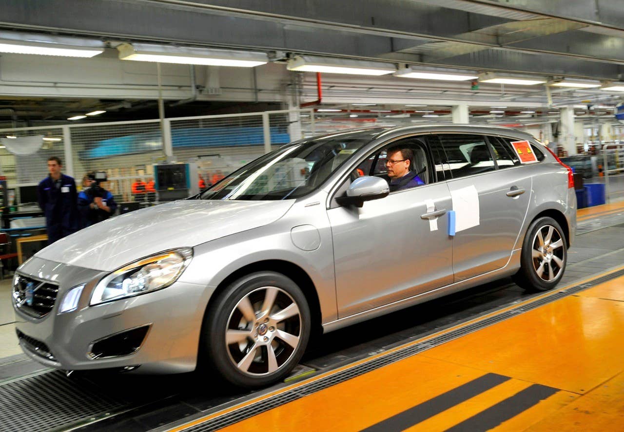 Volvo V60 Plug-In Hybrid Production