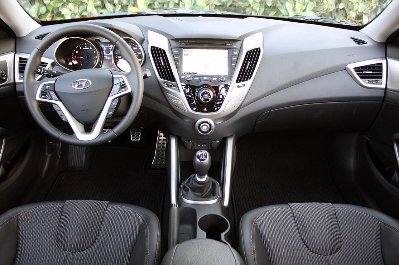 2012 Hyundai Veloster interior