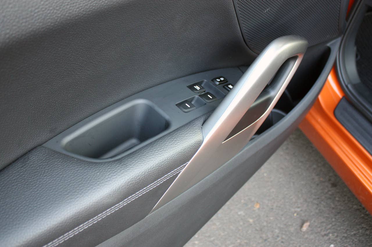 2012 Hyundai Veloster door handle