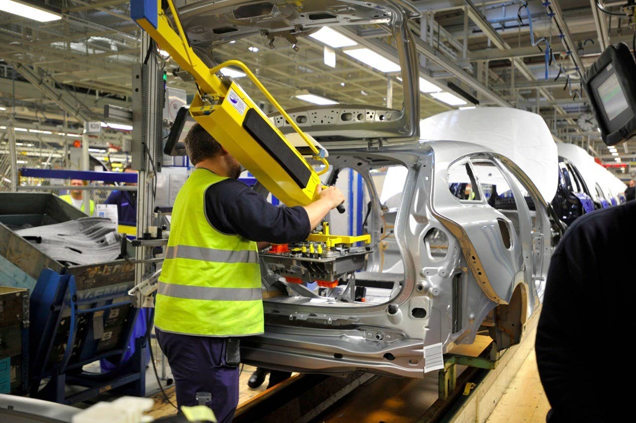 Volvo V60 Plug-In Hybrid Production