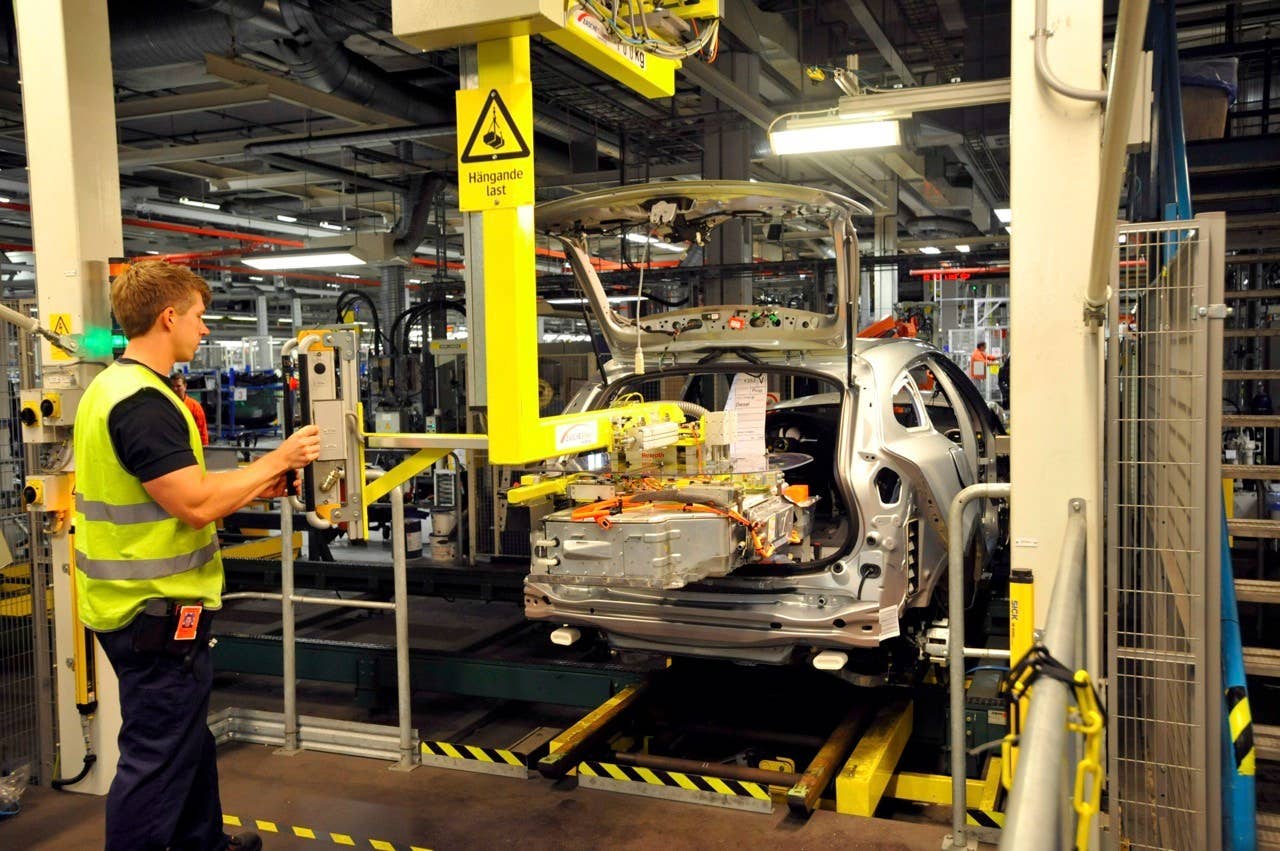 Volvo V60 Plug-In Hybrid Production