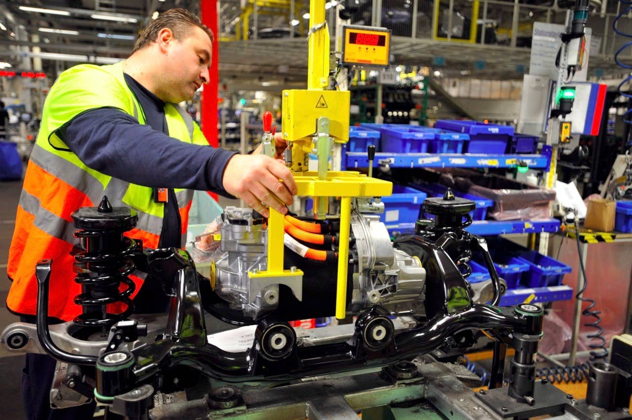 Volvo V60 Plug-In Hybrid Production