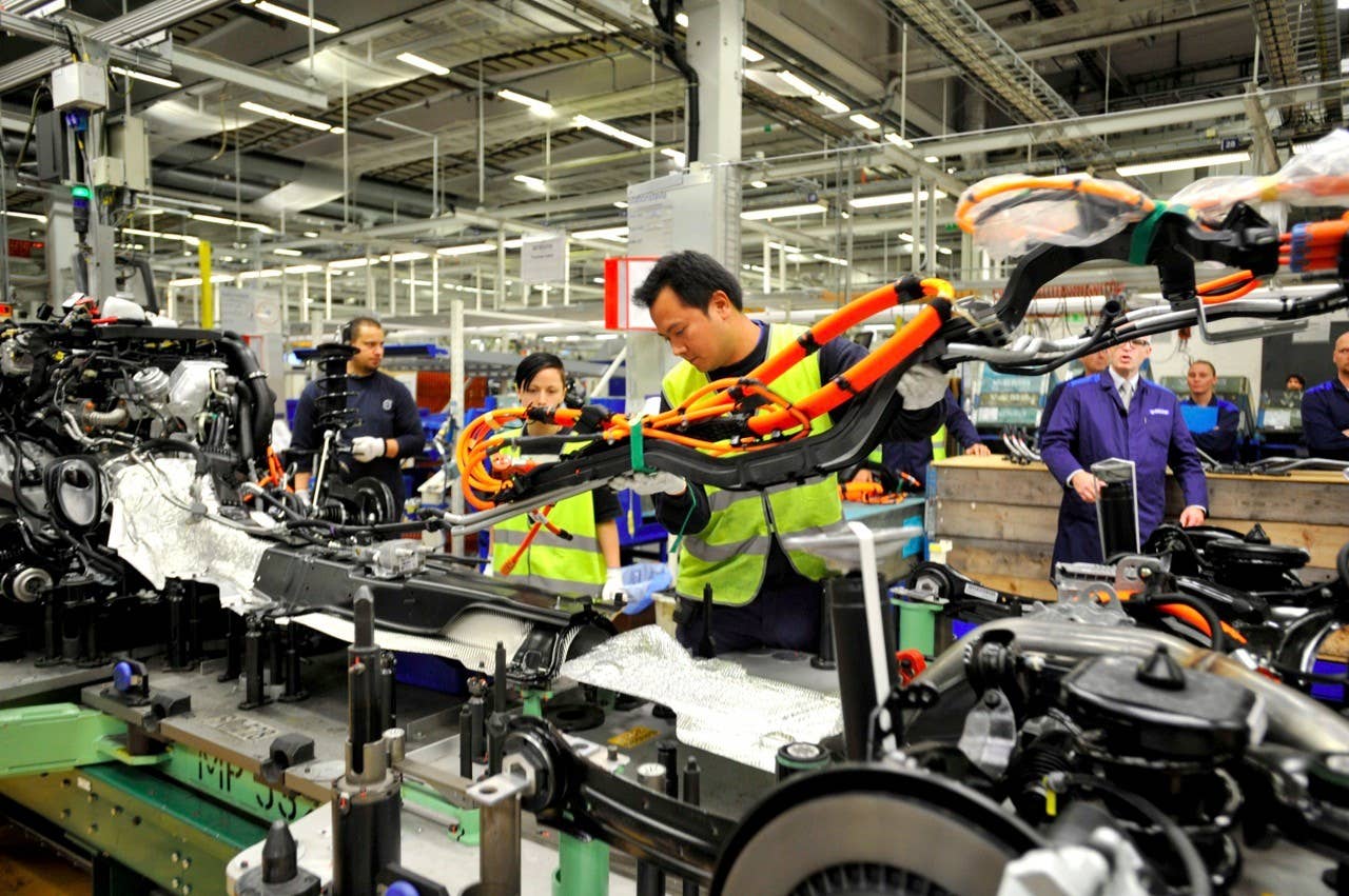 Volvo V60 Plug-In Hybrid Production