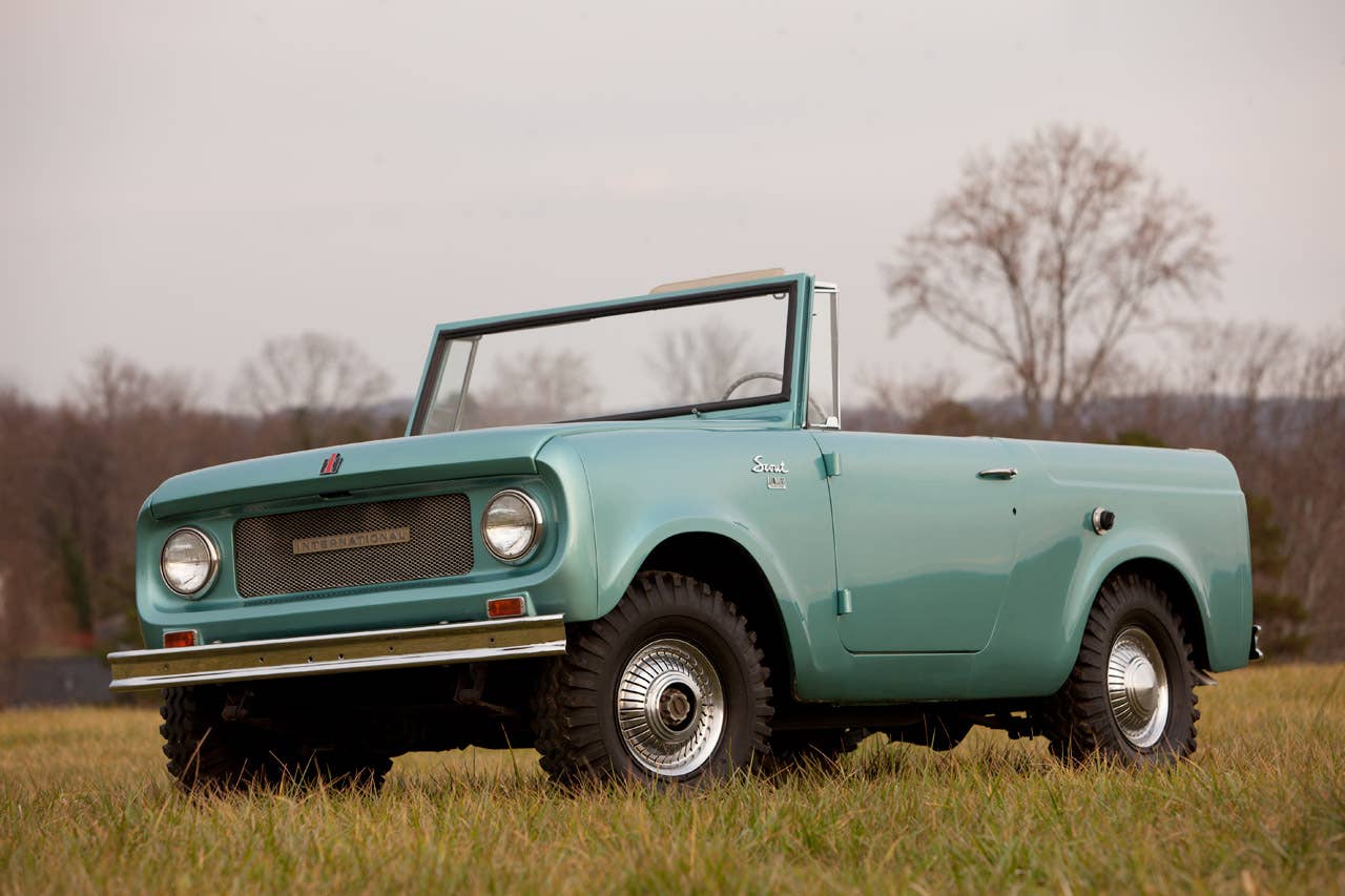 1967 International Scout 800 Sport Top front 3/4