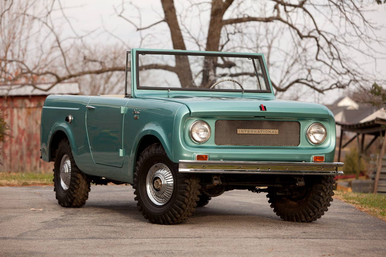 1967 International Scout 800 Sport Top front 3/4