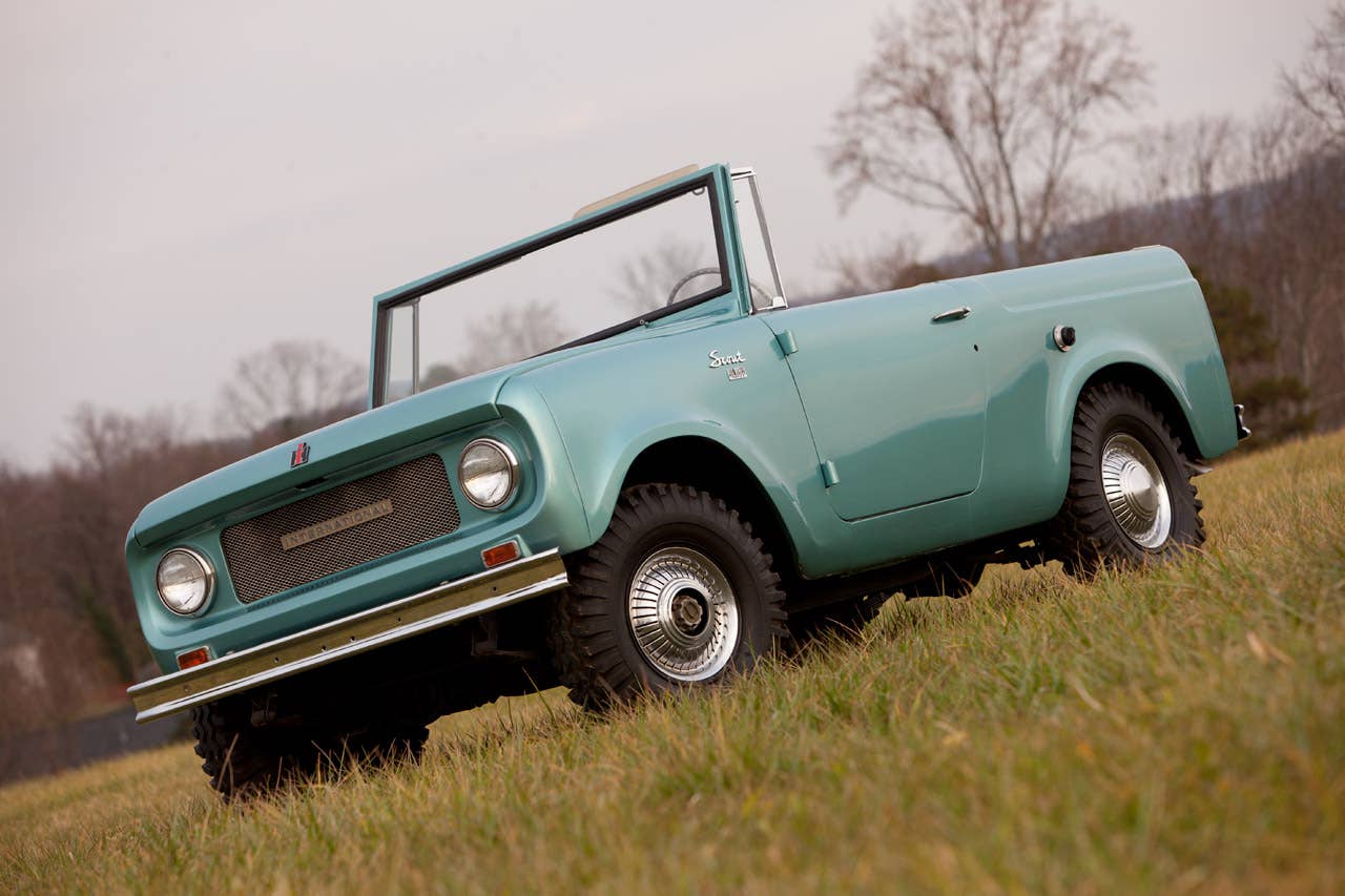 1967 International Scout 800 Sport Top front 3/4