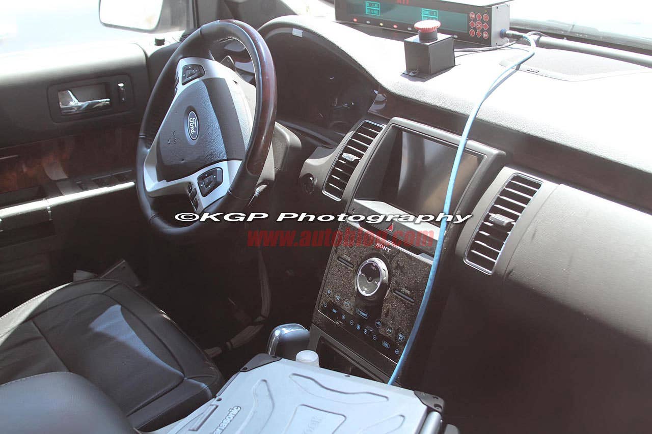 Ford Flex Facelift Spy Photos interior