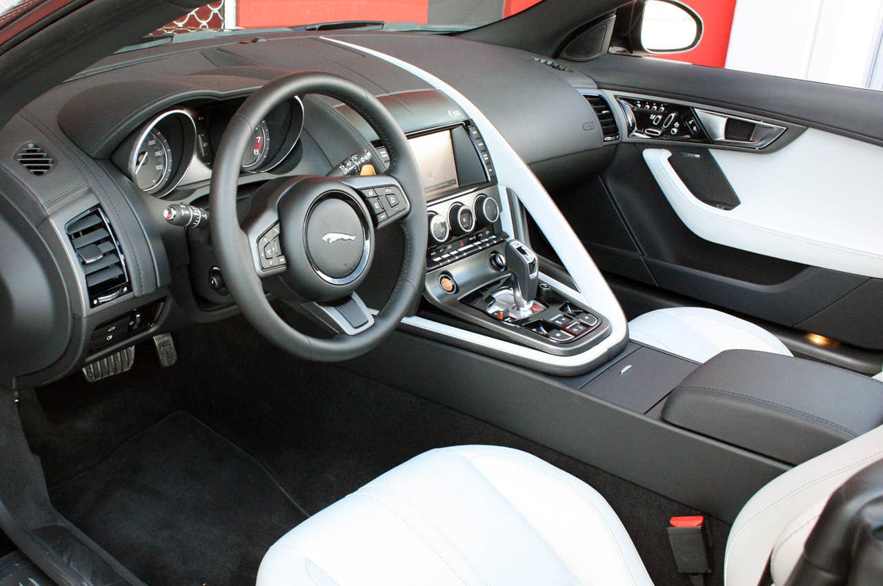 2014 Jaguar F-Type interior