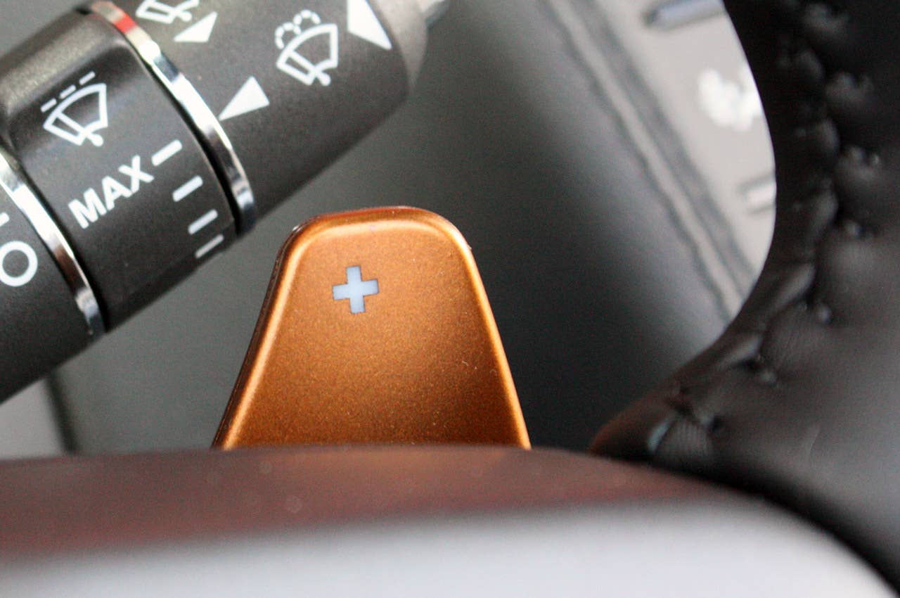 2014 Jaguar F-Type paddle shifter