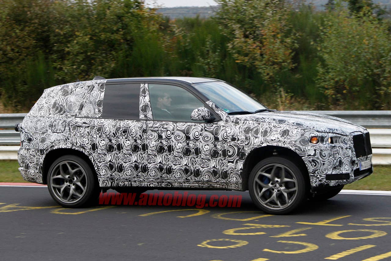 BMW X5 M spy shots front 3/4