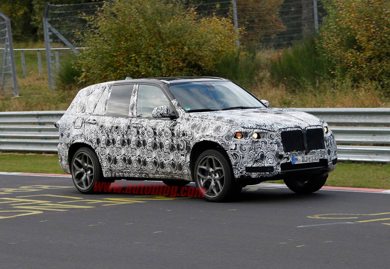 BMW X5 M spy shots front 3/4
